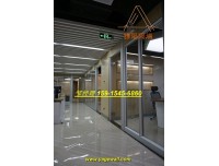 广州办公室专用的玻璃间隔 广州玻璃隔断款式有哪些